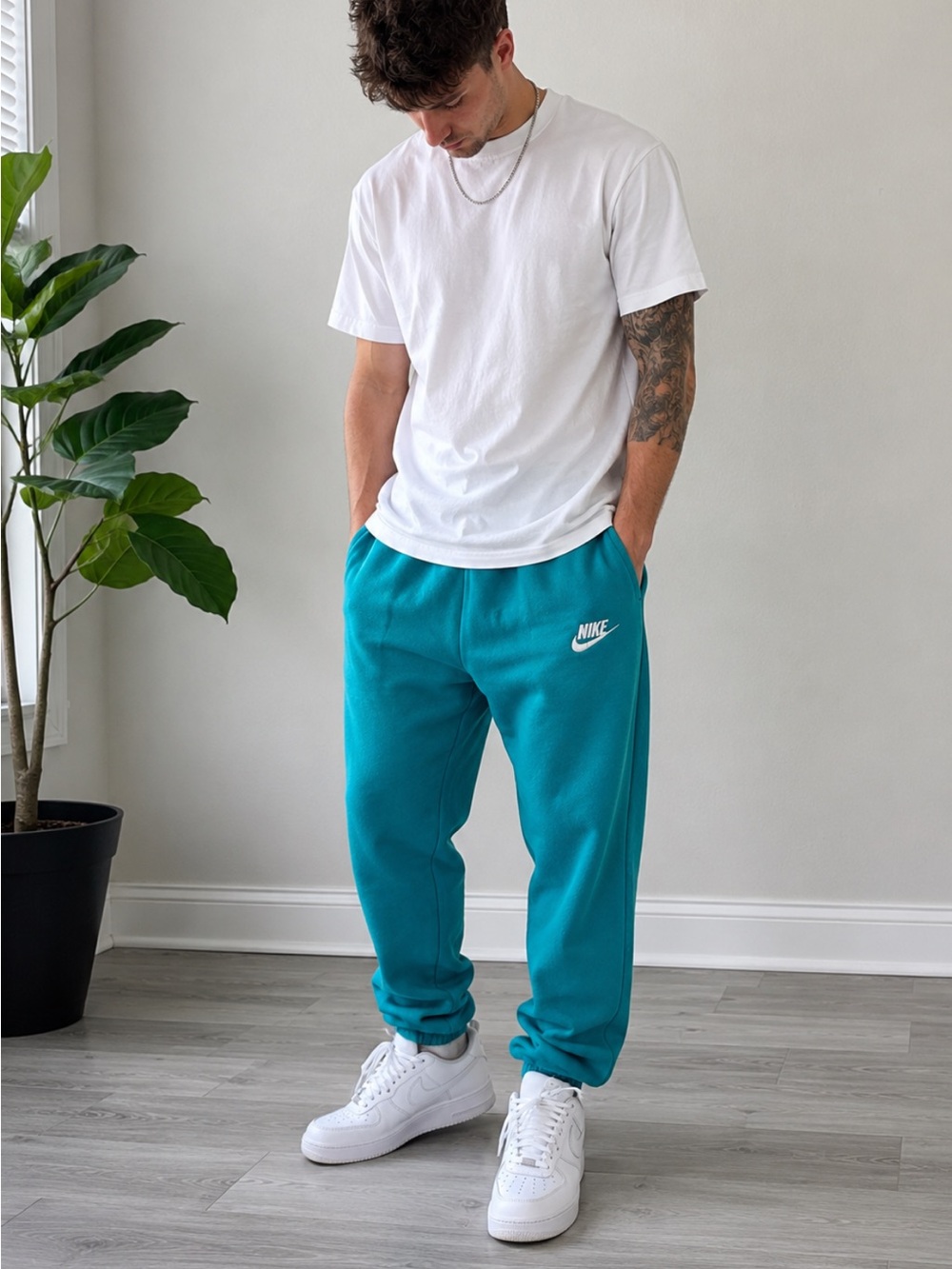 Nike Men’s Teal Fleece Jogger Pants